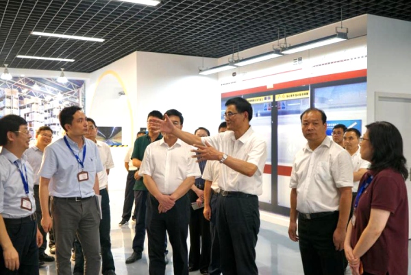 熊建平等領導一行鼓勵三思堅持科技創新驅動發展