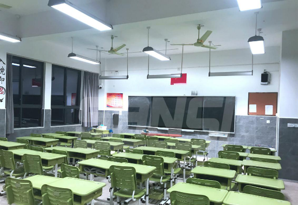 上海市松江區(qū)佘山外國語實(shí)驗(yàn)學(xué)校