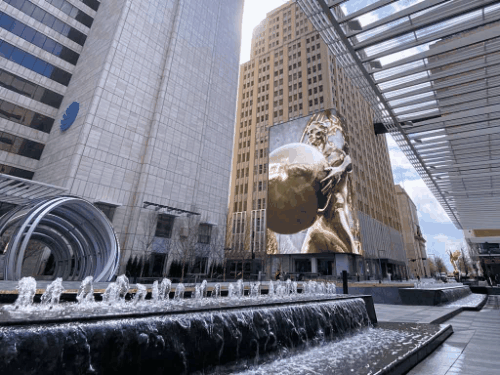 美國(guó)AT&T公司?