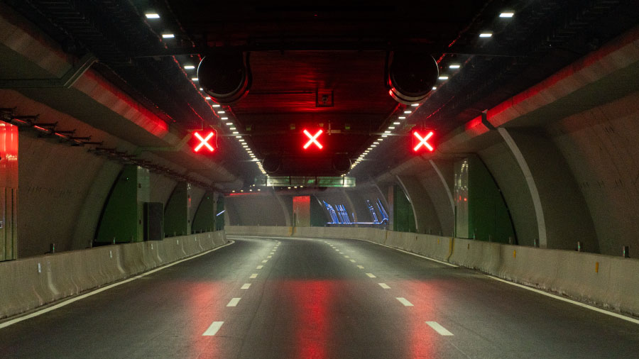 三思反射式隧道燈應(yīng)用實(shí)例 三思反射式隧道燈應(yīng)用實(shí)例
