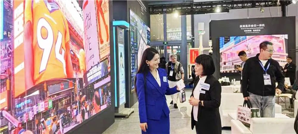 2025,ISLE完美落幕,三思,四項(xiàng)大獎(jiǎng)加冕,智慧顯示